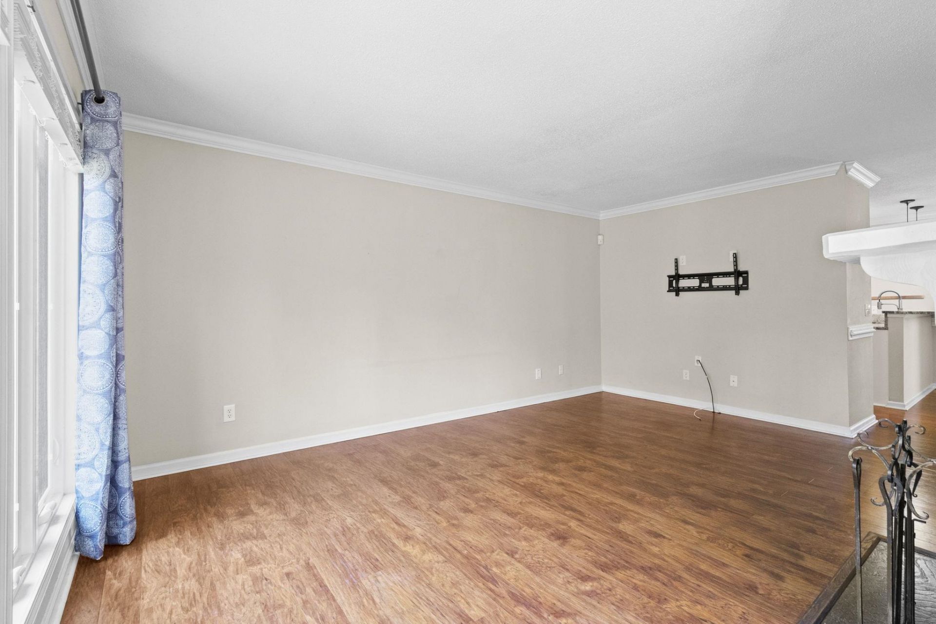 304 N 75th Ave N Photo 10