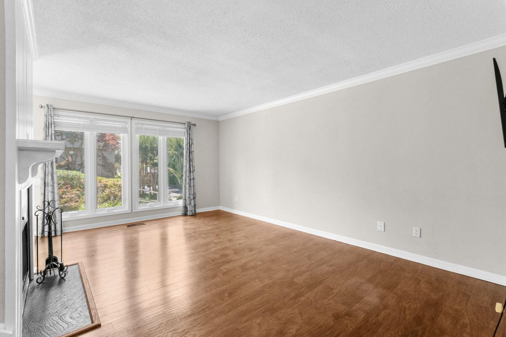 304 N 75th Ave N Photo 11