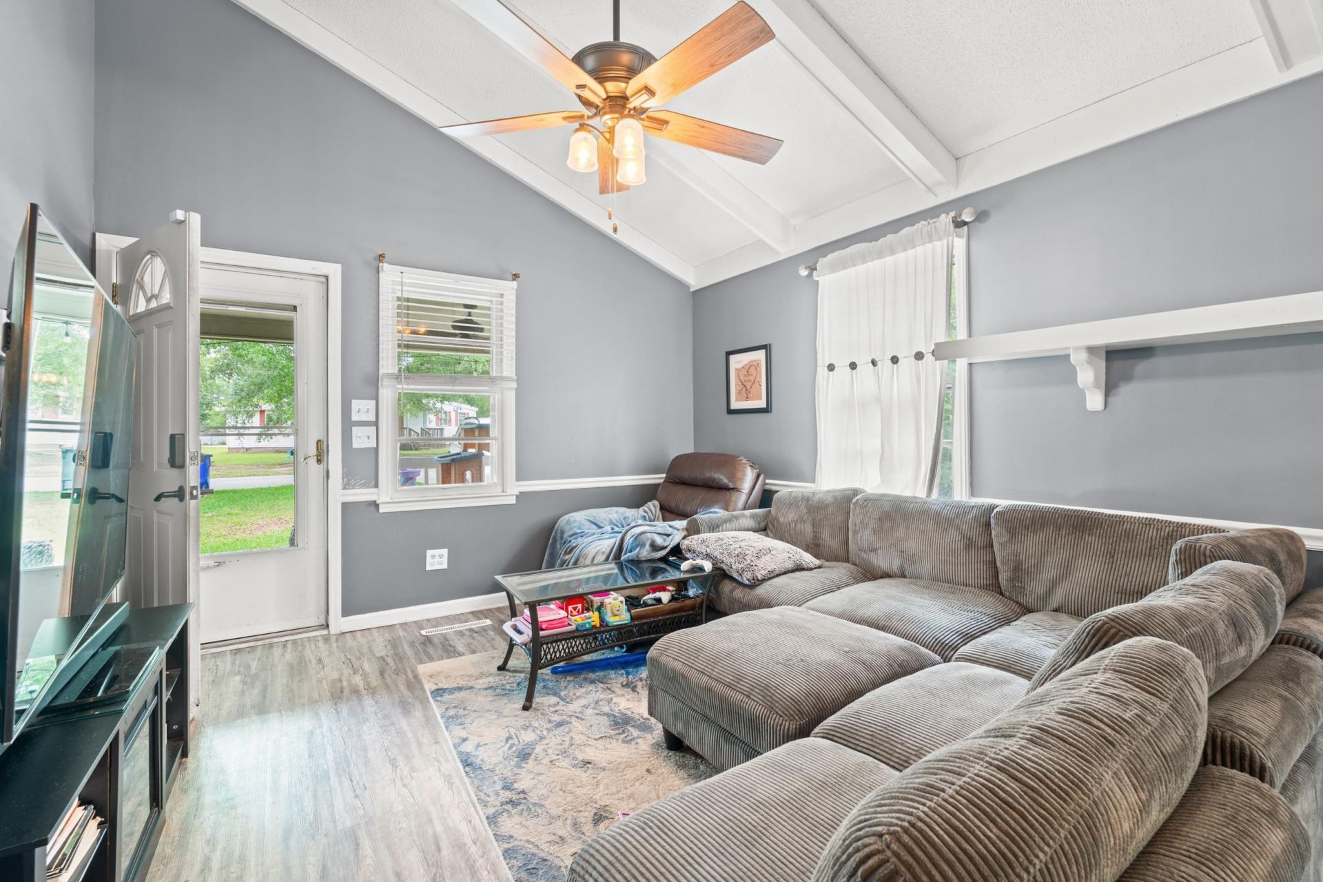 1263 Park Hill Dr.  Photo 11
