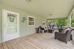 1263 Park Hill Dr.  photo 4