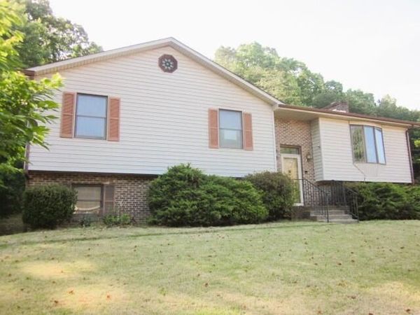163 FOX CHASE DR , Collinsville, VA 24078