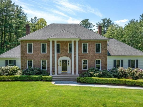 25 Donnelly Dr, Dover, MA 02030