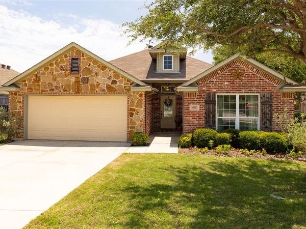 10517 N Haven Drive, Benbrook, TX 76126