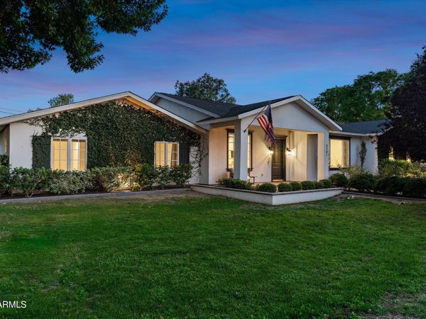 5201 E WELDON Avenue, Phoenix, AZ 85018