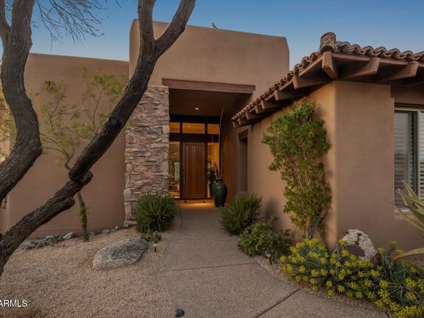 9904 E LOOKOUT MOUNTAIN Drive, Scottsdale, AZ 85262