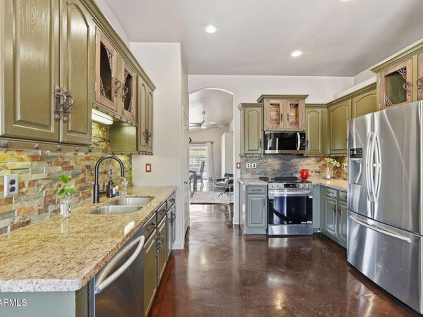 6610 E DIXILETA Drive, Cave Creek, AZ 85331