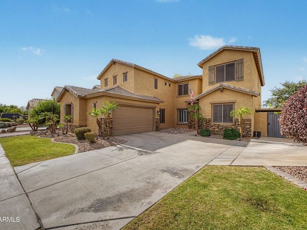 3934 E Aquarius Place, Chandler, AZ 85249