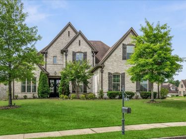 263 ESTANAULA RD, Collierville, TN 38017