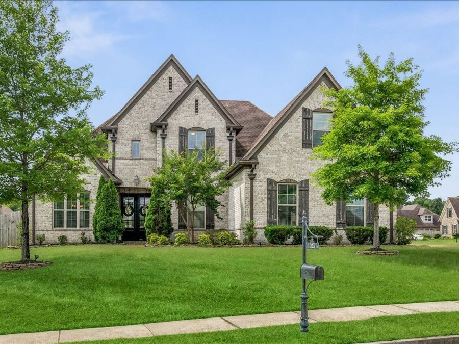 Property Image 1