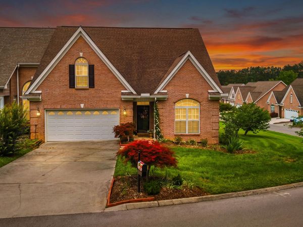 1079 Creekside Village Way, Seymour, TN 37865