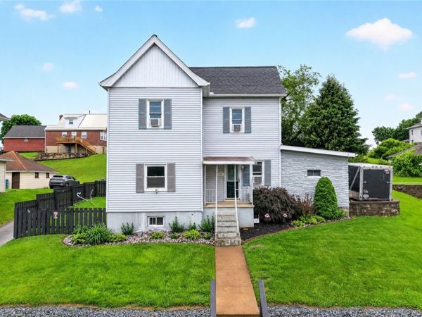 118 Center Ave , Mount Pleasant, PA 15666