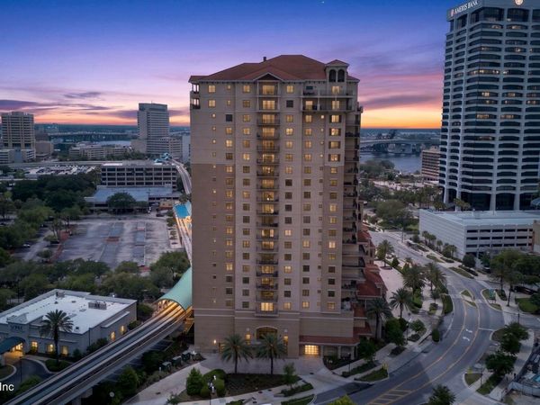 1478 RIVERPLACE Boulevard, Unit 1708, Jacksonville, FL 32207