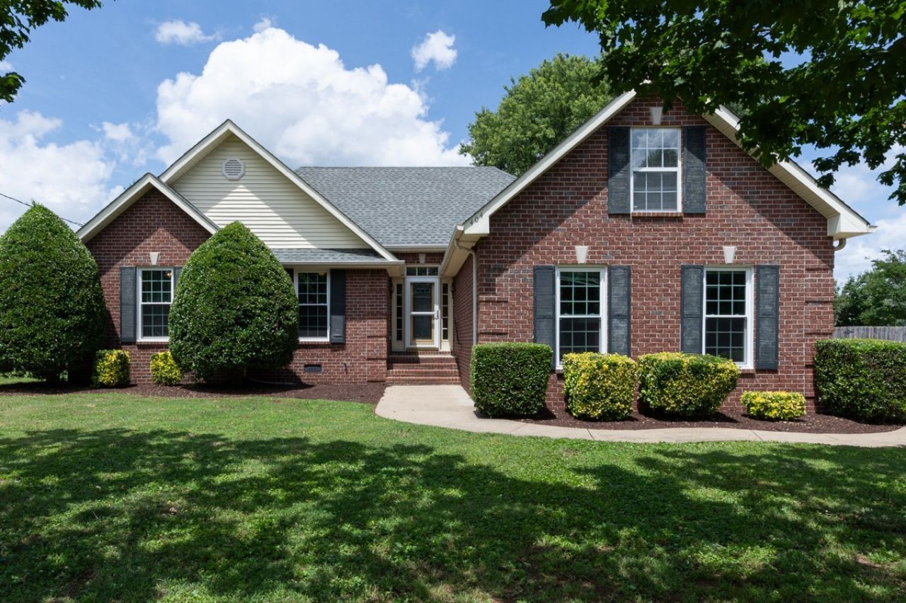404 Sandi Ct, Smyrna, TN 37167 Main Photo