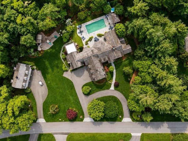 9 High Ridge Drive, Mattapoisett, MA 02739