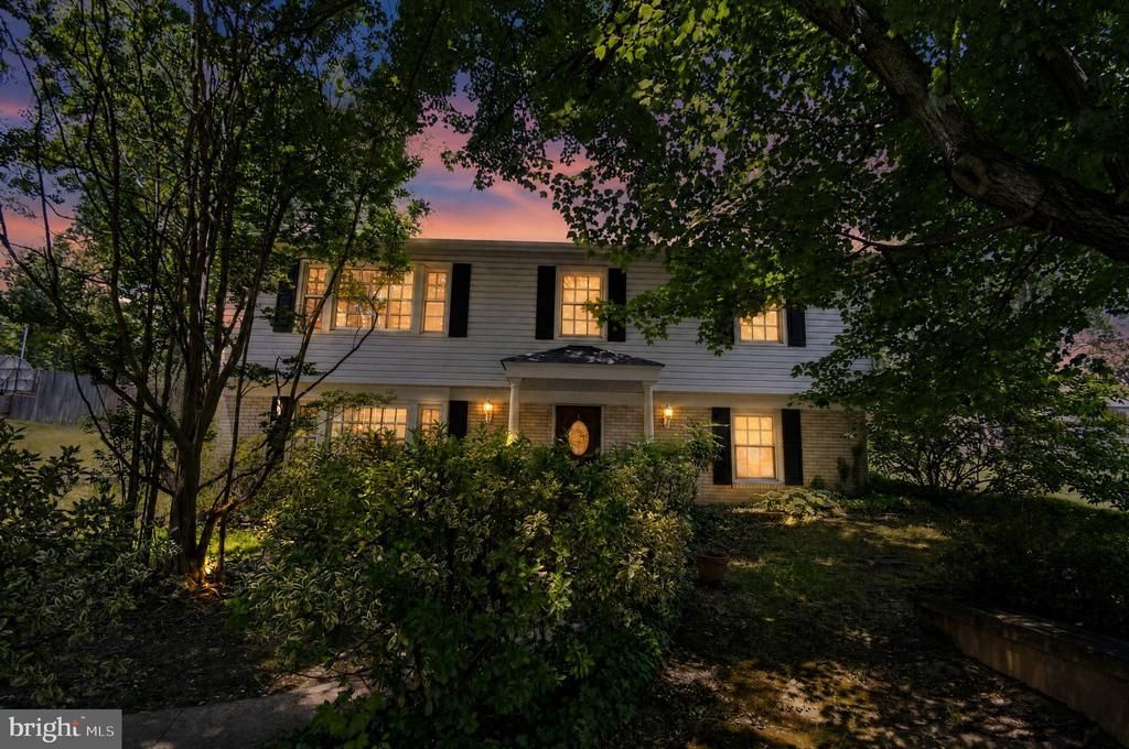 7941 Harwood Place, Springfield, VA 22152 Main Photo