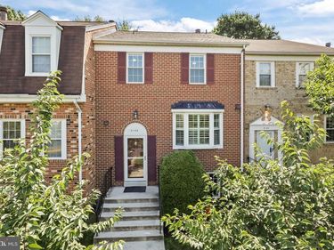 3146 VALENTINO COURT , OAKTON, VA 22124
