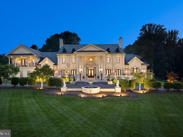 938 PEACOCK STATION ROAD, MCLEAN, VA 22102