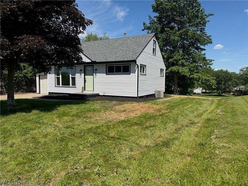 248 Menegay Road , Louisville, OH 44641 Photo 2
