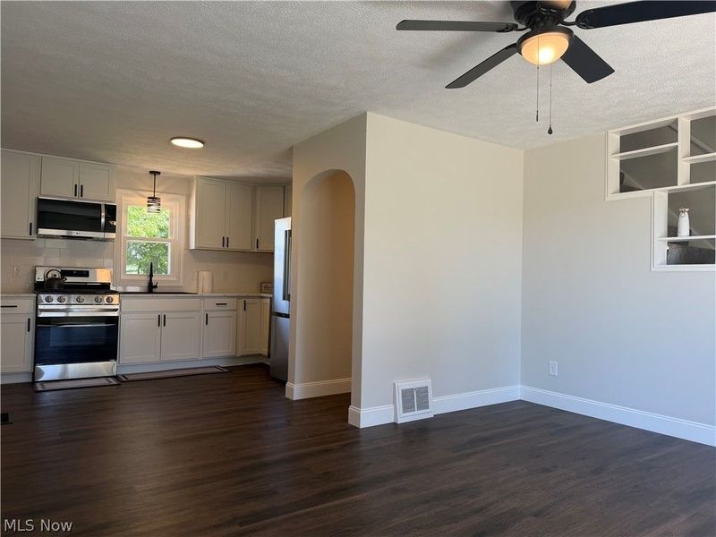 248 Menegay Road , Louisville, OH 44641 Photo 4