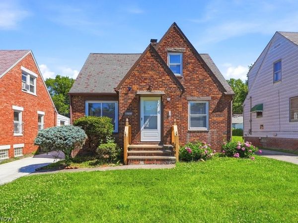 15705 Throckley Avenue , Cleveland, OH 44128