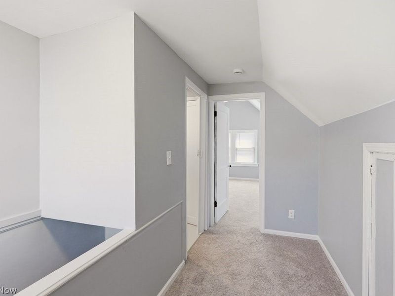 15705 Throckley Avenue, Cleveland, OH 44128 Photo 19