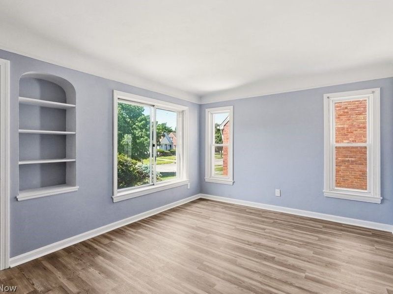 15705 Throckley Avenue, Cleveland, OH 44128 Photo 5