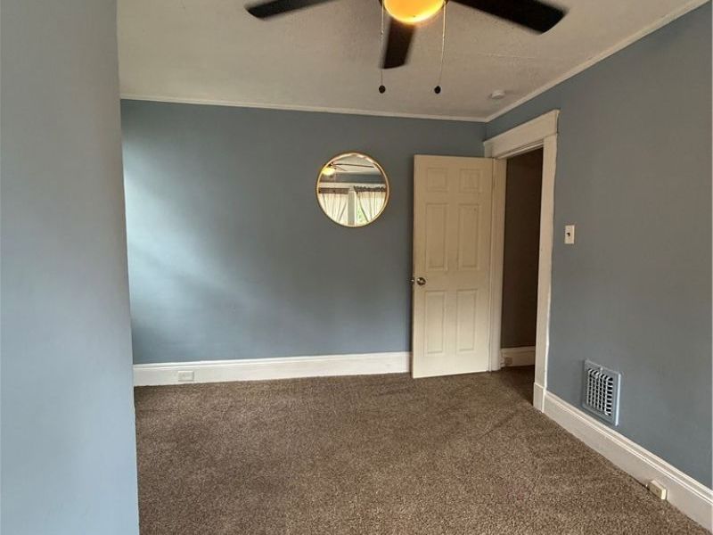461 E 147th Street, Cleveland, OH 44110 Photo 14