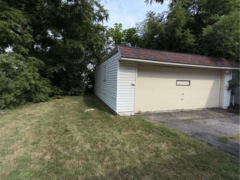 461 E 147th Street, Cleveland, OH 44110 Photo 21