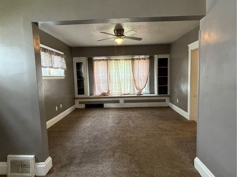 461 E 147th Street, Cleveland, OH 44110 Photo 4