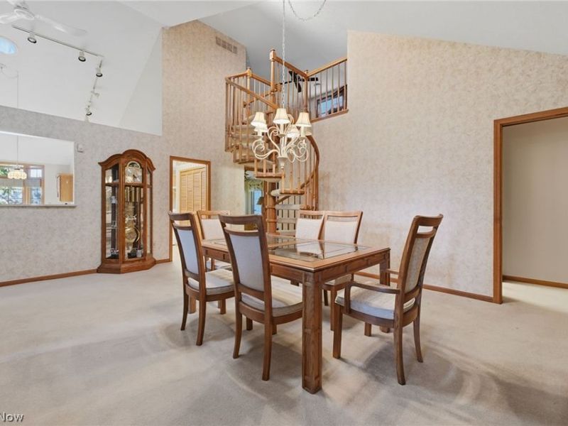 19292 Charter Lane, Strongsville, OH 44149 Photo 12