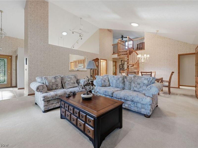 19292 Charter Lane, Strongsville, OH 44149 Photo 9