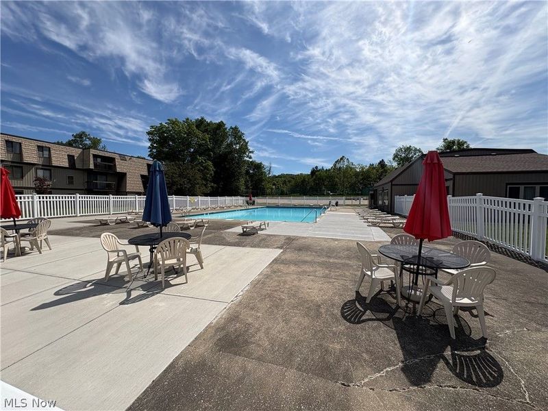 9610 Cove Drive, Unit 13b, North Royalton, OH 44133 Photo 4
