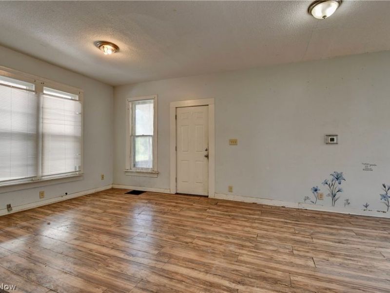 80 Western Avenue , Newark, OH 43055 Photo 9