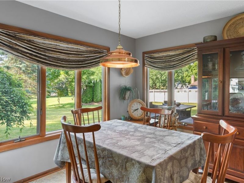 1938 Fairway Drive , Uniontown, OH 44685 Photo 11