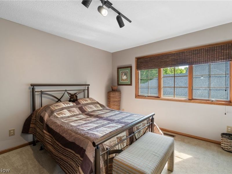 1938 Fairway Drive , Uniontown, OH 44685 Photo 27