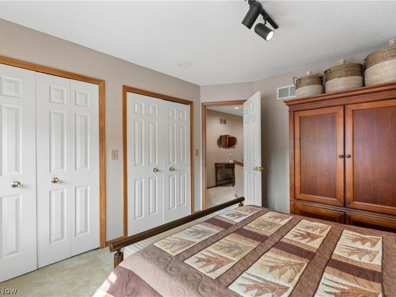 1938 Fairway Drive , Uniontown, OH 44685 Photo 28