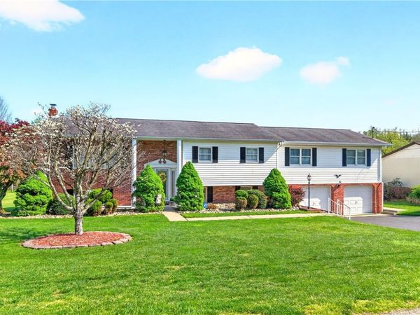 321 Falls Avenue, Connellsville, PA 15425