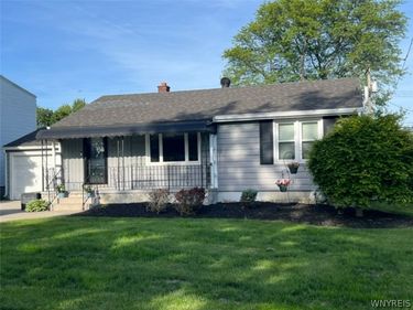 45 Emerald Drive, Buffalo, NY 14224