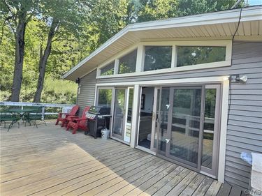 1783 Traverse Rd, Cortland, NY 13045