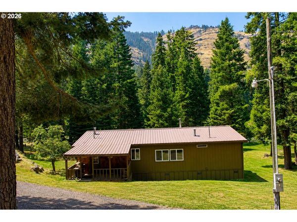59936 River Canyon Rd, Imnaha, OR 97842