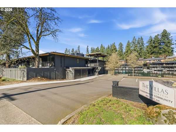668 MCVEY AVE, Unit 80, Lake Oswego, OR 97034