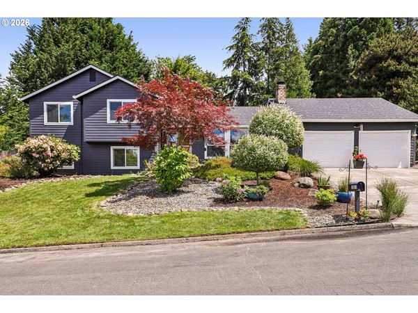 15813 NE 25TH AVE, Vancouver, WA 98686