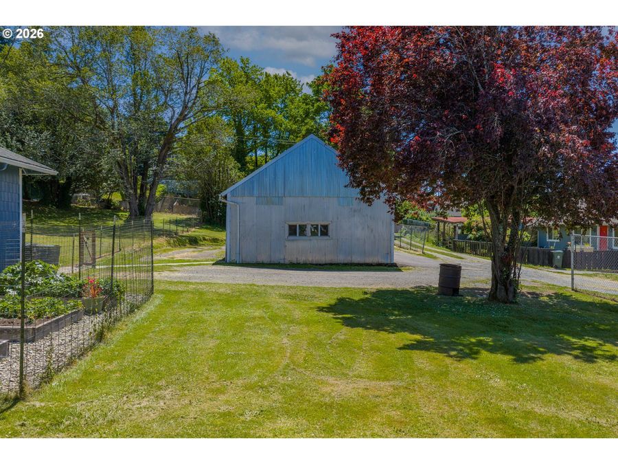 Property Image 40