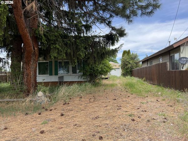 301 SE ALAMO ST, Enterprise, OR 97828