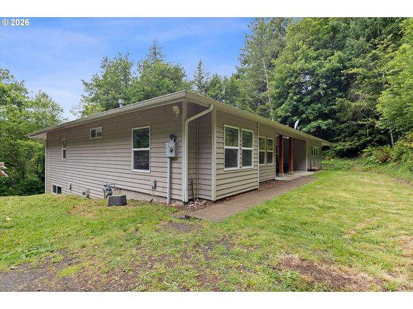 2887 N NORTH BANK RD, Otis, OR 97368