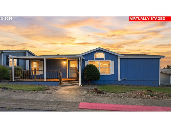 8300 NE QUATAMA ST, Unit 104, Hillsboro, OR 97006