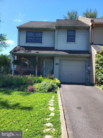 10 Harvest Mews, Newtown, PA 18940 Main Photo