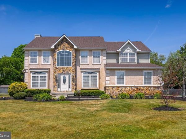 9 PEACH RIDGE DRIVE , MULLICA HILL, NJ 08062