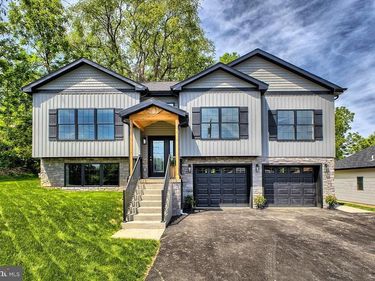 442 WENDEL ROAD, IRWIN, PA 15642