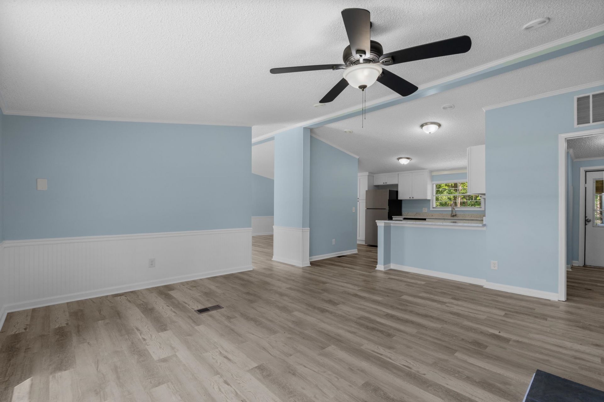 3695 Highway 905  Photo 13